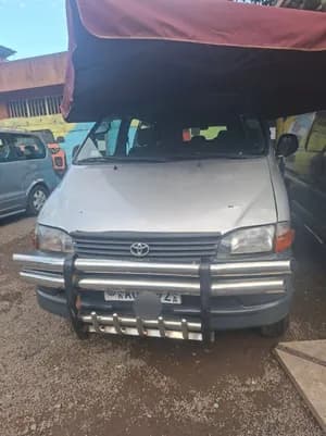 Toyota Hiace 2003