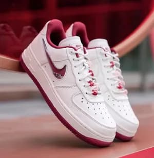 Nike Air Force 1 Valentines Day Low