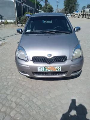 Toyota Vitz 2004 1.0L automatic used