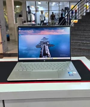 HP Pavilion Plus 14 i5 16GB 1TB
