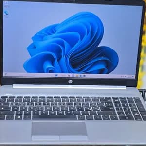 HP Notebook Ryzen 5 8GB 512GB