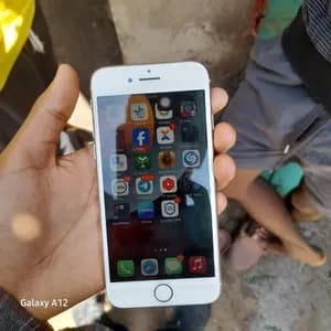 Apple iPhone 8 64GB
