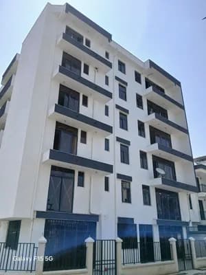 G+5 Apartment Building in Ayat