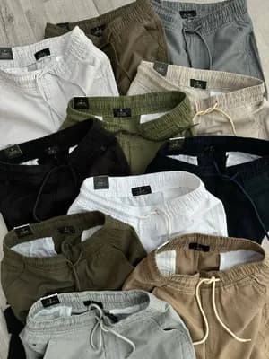 Kaki shorts