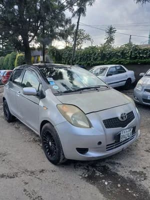 yaris compact 2006 Excellent Condition