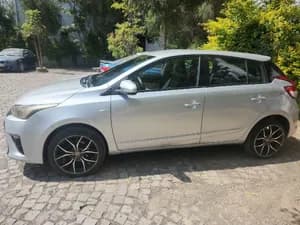 Toyota Yaris Compact 2014 1300cc