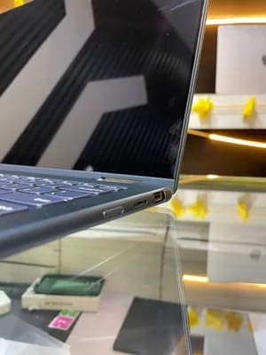 Lenovo YOGA