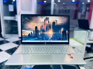 HP Ryzen 5 5500 17 Inch Laptop