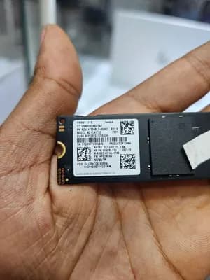 Samsung PM9B1 1TB NVMe SSD