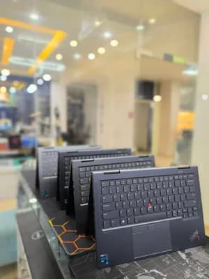 Lenovo X1 Yoga Laptop
