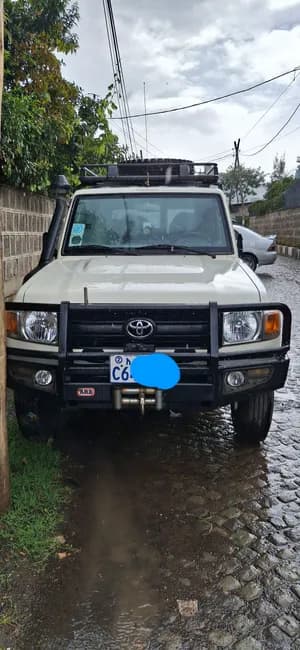 Toyota Land Cruiser 2018 Manual