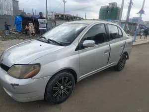 Toyota Platz 2001 Automatic