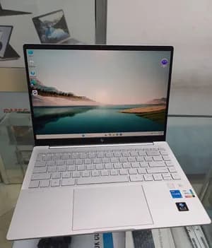 HP Pavilion Plus 14 i5 Laptop