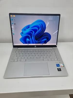 HP Pavilion Plus 14 i5 Laptop