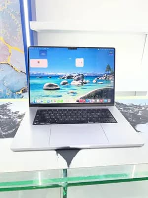 Apple MacBook Pro 16-inch M1 Max