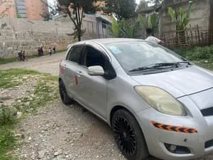 Toyota Yaris Compact 2010