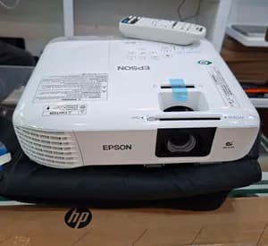 Brand New Epson EB-X39 Projector