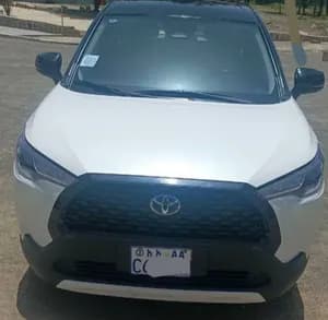 Toyota Corolla Cross Hybrid 2024