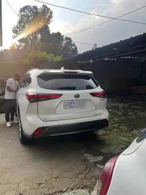 Toyota Highlander limited 2023