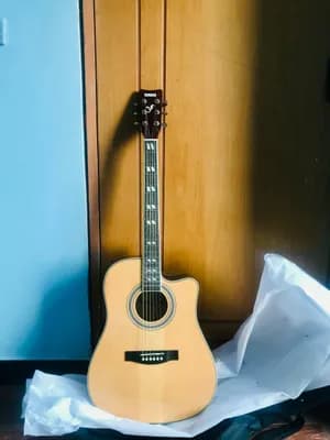 Yamaha F6000 Semi Acoustic Guitar