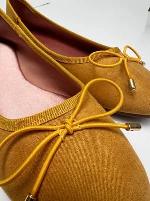 Plain bow ballerina flat