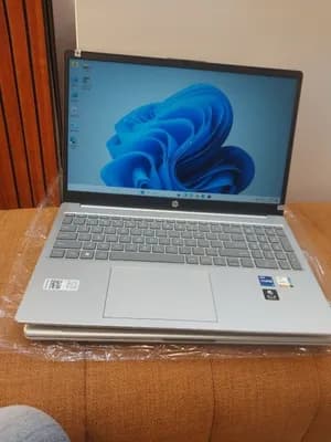 Hp Notebook i7-12 512GB 16GB