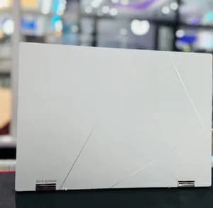 ASUS Zenbook Flip 2in1 Laptop