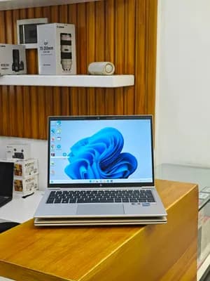 HP EliteBook 830 G9 Laptop