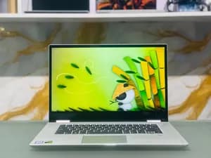 Lenovo Yoga i7 8GB 512GB X360