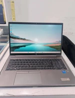 HP ZBook Firefly G8 Workstation