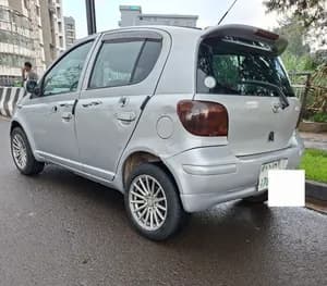 Toyota Vitz 2003