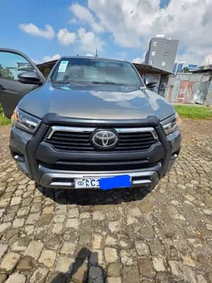 Toyota Invincible King Cab 2021 Automatic Diesel