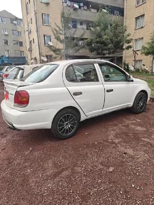 Toyota Platz