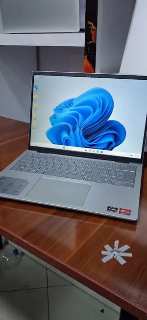 Dell Inspiron 14 5435 Laptop
