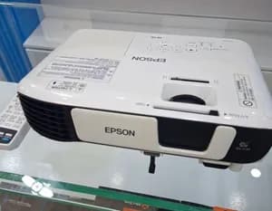 Epson EB-S41 Projector