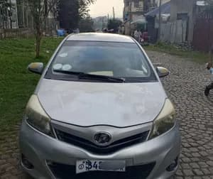 Toyota Yaris Compact 2012 1.0 Automatic