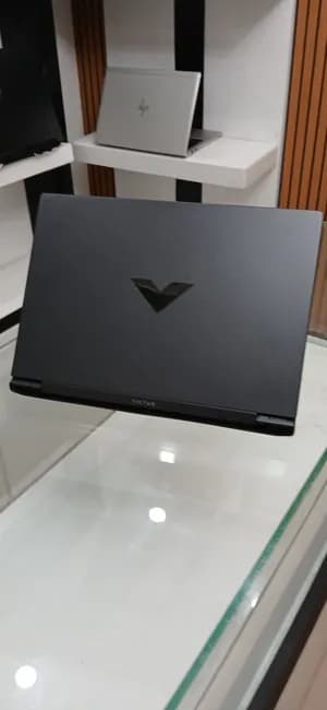HP Victus 16