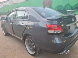 Yaris Belta