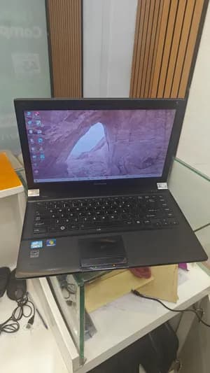 Toshiba Core i5 14 inch Laptop