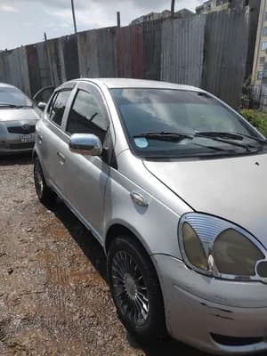 Toyota Vitz 2004