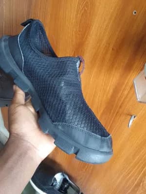 Li-Ning Black Mesh Shoes Size 43