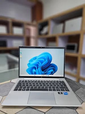 HP ELITEBOOK 830 G9