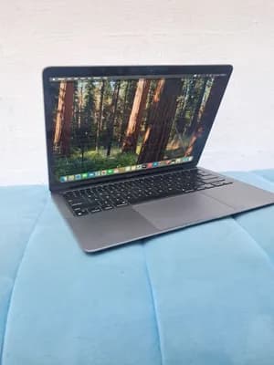 Apple MacBook Air M1 2020