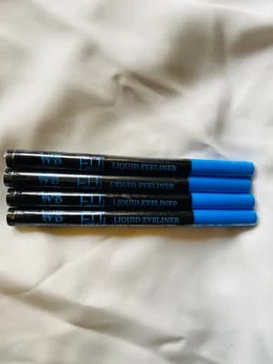 pencil eyeliner