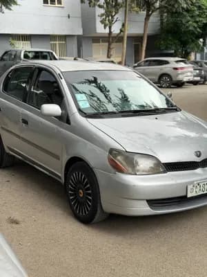 Toyota Platz Sedan