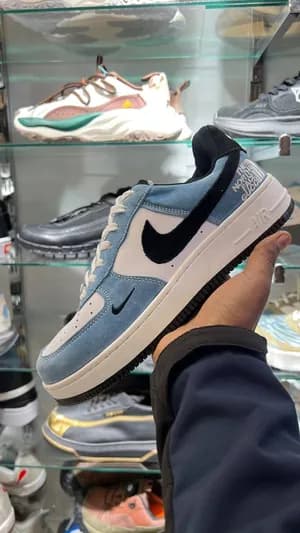 Nike Air Force 1 Sneakers
