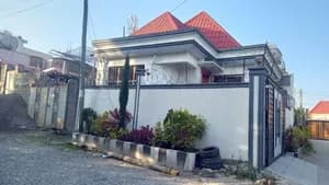 Villa House for Sale in Summit