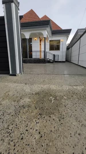 250 Sqm 5 Bedroom Villa in Ayat