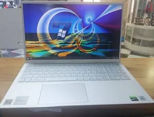 Dell Inspiron 7501 i7 Laptop
