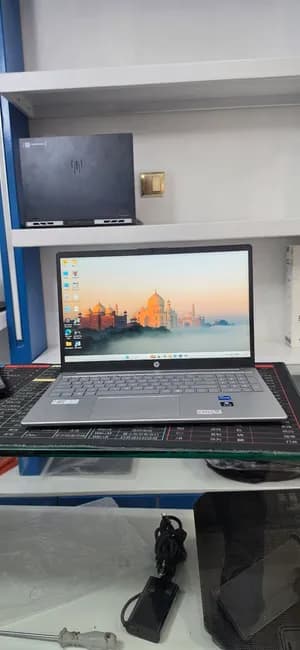HP Notebook 15 i7 16GB 1TB